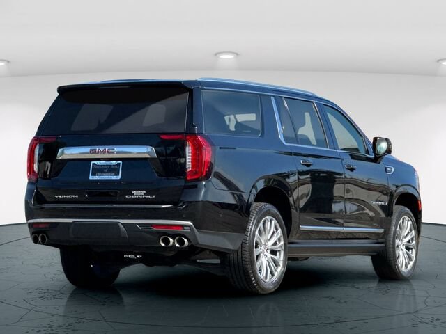 Used 2023 GMC Yukon XL Denali w/ Denali Reserve Package AWD/4WD image 7