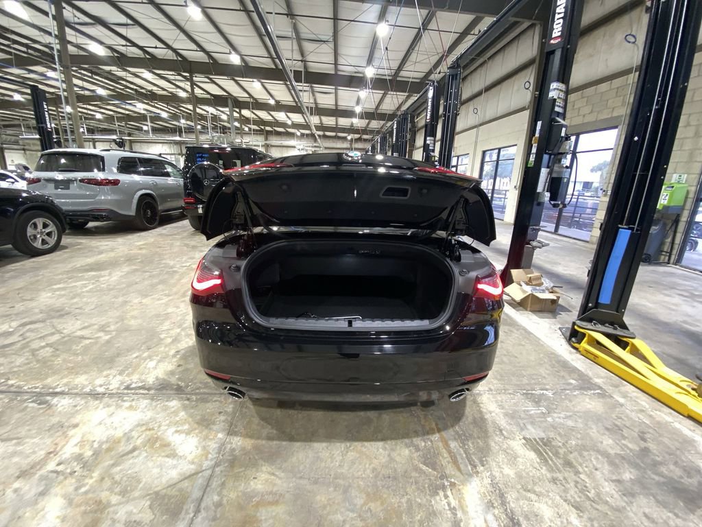 Used 2025 BMW 430i Convertible w/ Premium Package image 22
