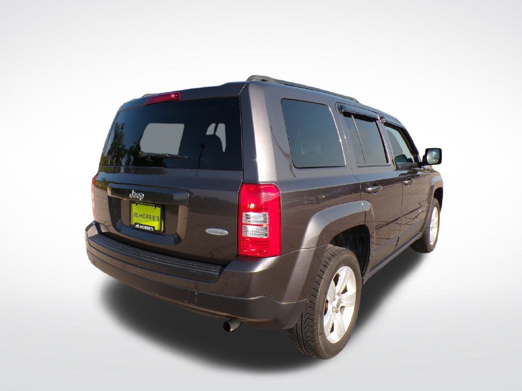 Used 2017 Jeep Patriot Latitude FWD image 5