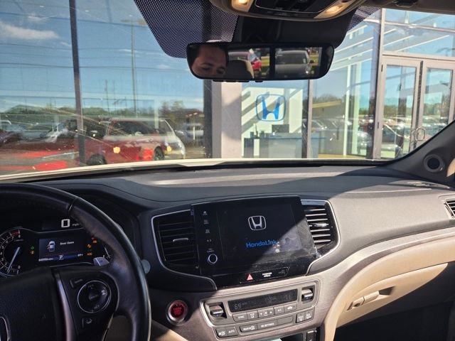 Certified 2023 Honda Ridgeline RTL image 13