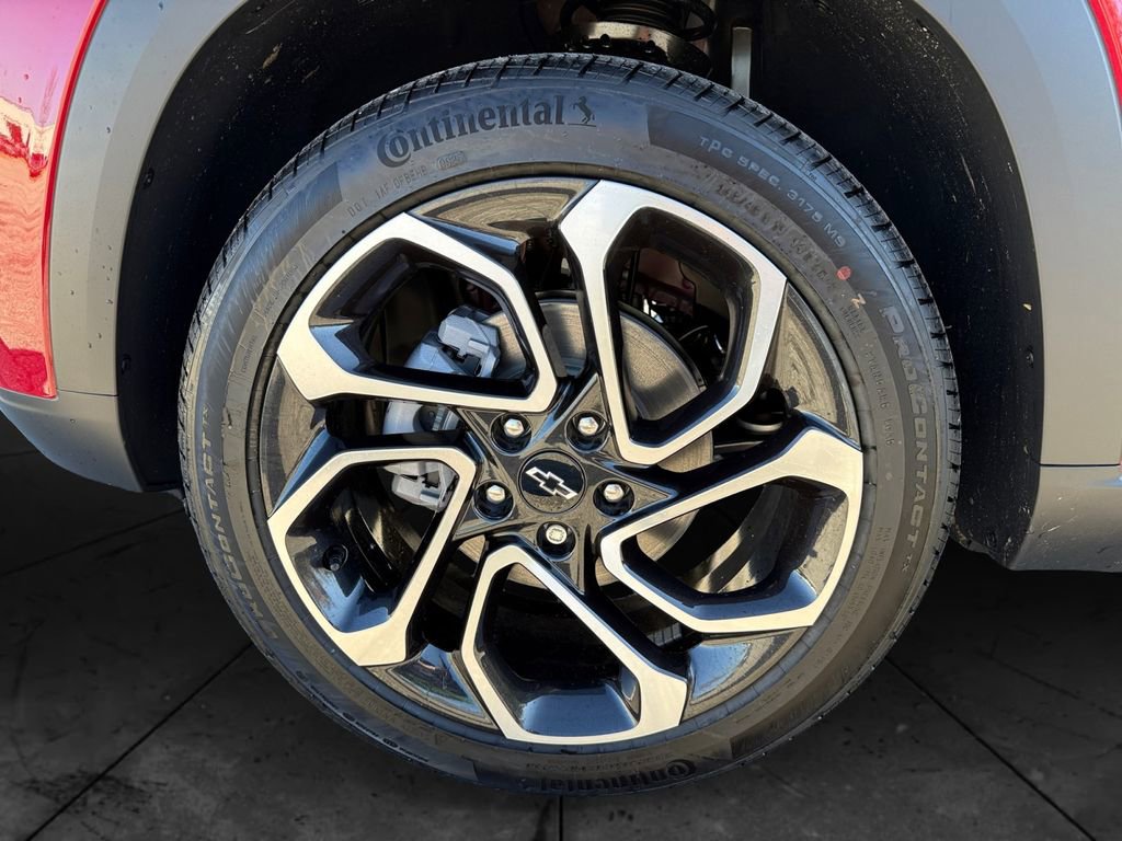 New 2026 Chevrolet Trax RS w/ Driver Confidence Package image 14