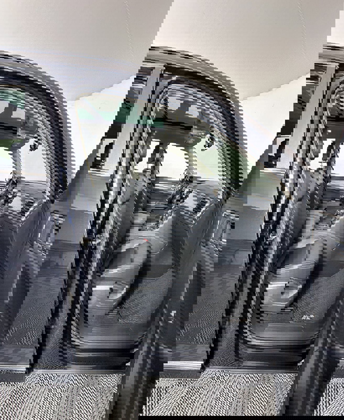 Used 2021 Volkswagen Atlas SE image 5