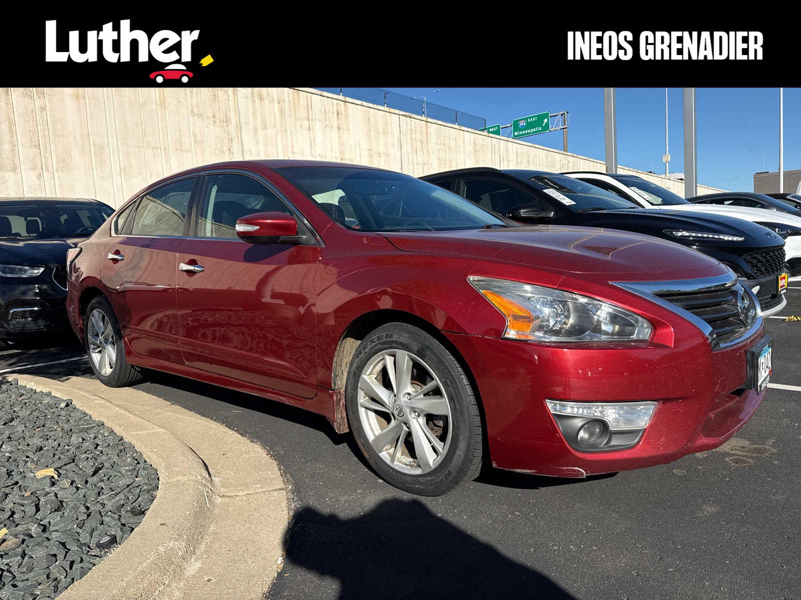 Used 2014 Nissan Altima 2.5 SL w/ Technology Package