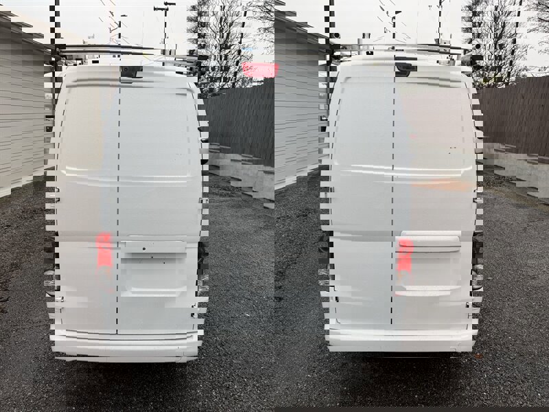 Used 2017 Nissan NV200 SV image 8