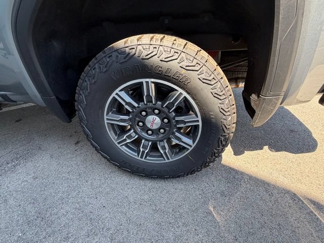 New 2026 GMC Sierra 1500 AT4 w/ AT4 Premium Package AWD/4WD image 9