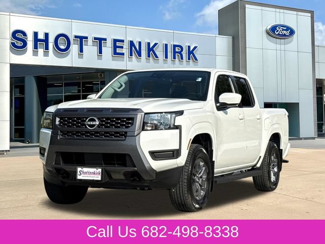 Used 2025 Nissan Frontier SV w/ Tow Package AWD/4WD image 3