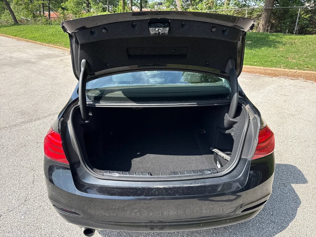Used 2016 BMW 320i xDrive Sedan AWD/4WD image 26