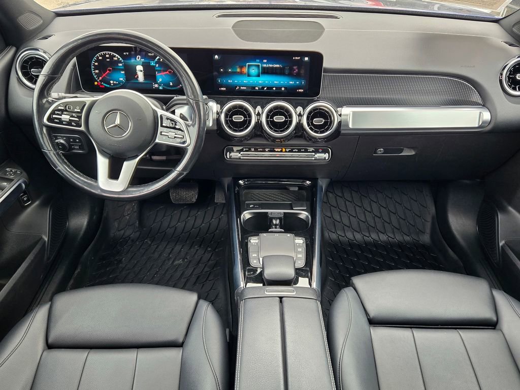 Used 2021 Mercedes-Benz GLB 250 4MATIC w/ Premium Package image 26