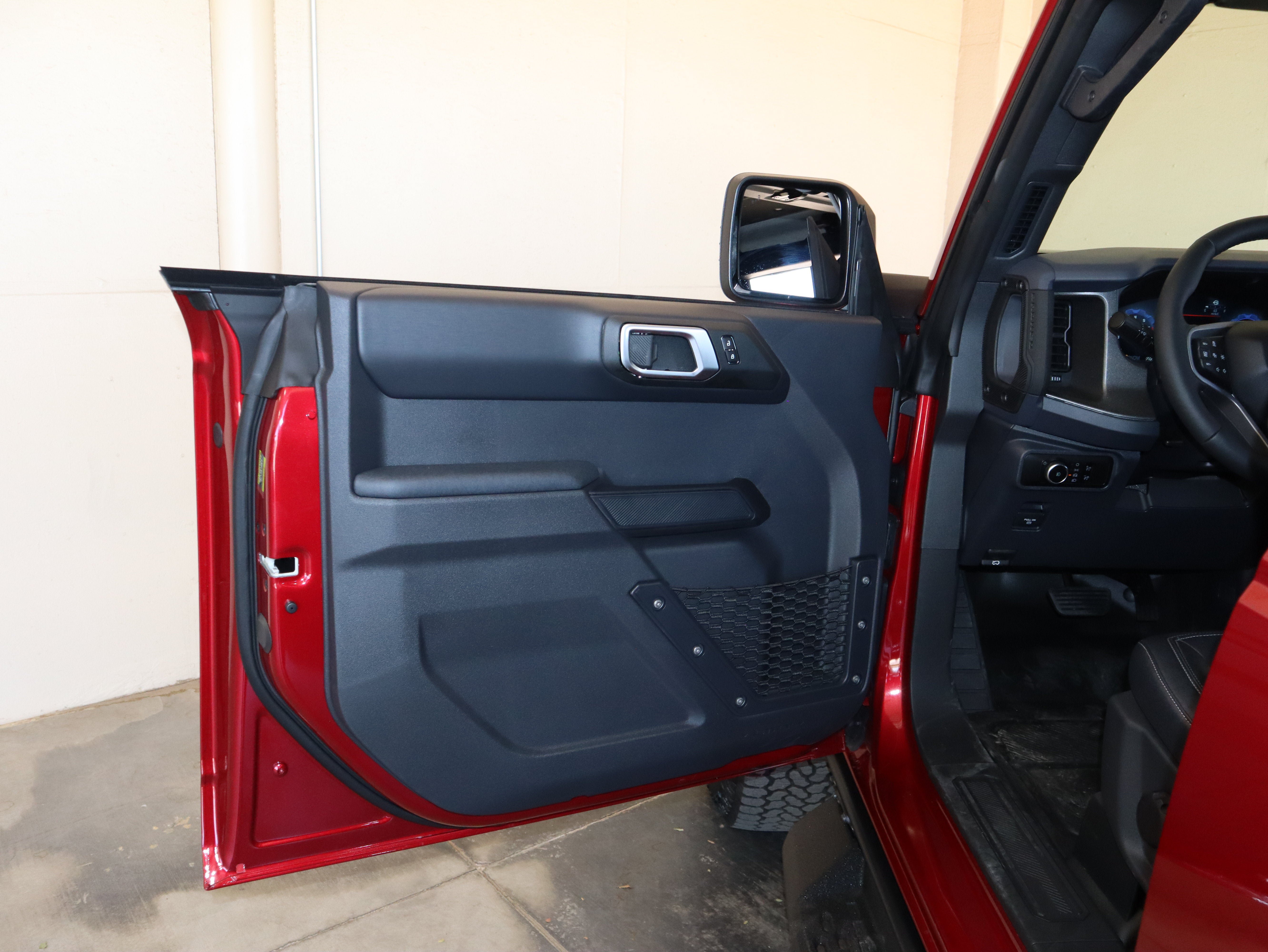 New 2026 Ford Bronco Badlands AWD/4WD image 32
