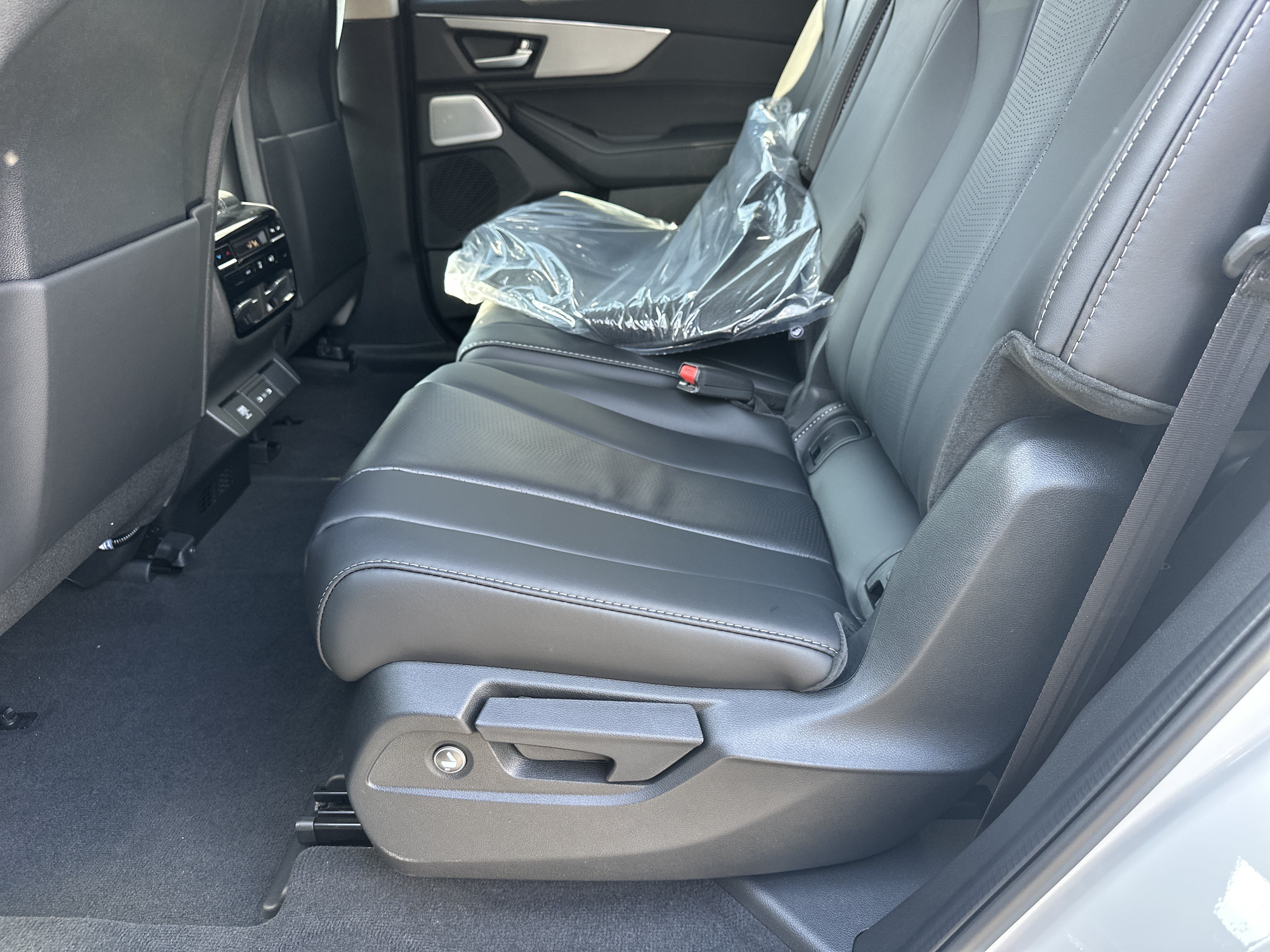New 2026 Acura MDX w/ Technology Package FWD image 13