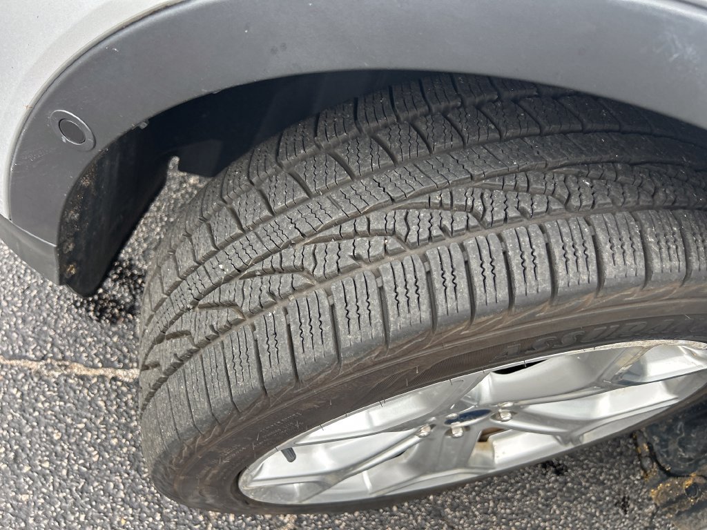 Used 2019 Ford Escape Titanium AWD/4WD image 33