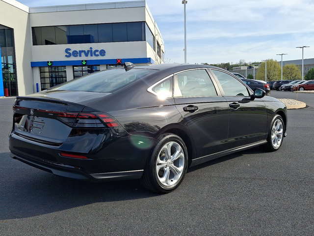 Certified 2023 Honda Accord LX image 6