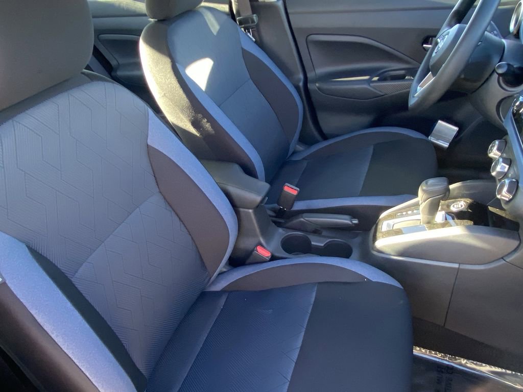 New 2025 Nissan Versa SV w/ Trunk Package image 8