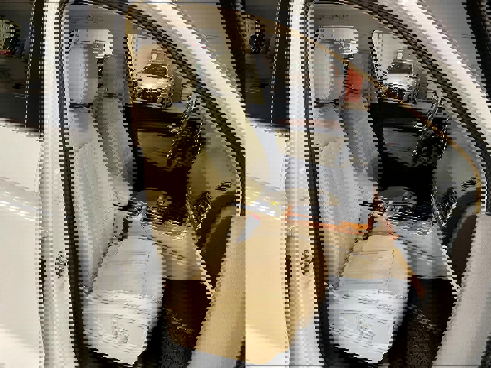 Used 2023 Audi Q5 2.0T Premium Plus w/ Premium Plus Package image 9