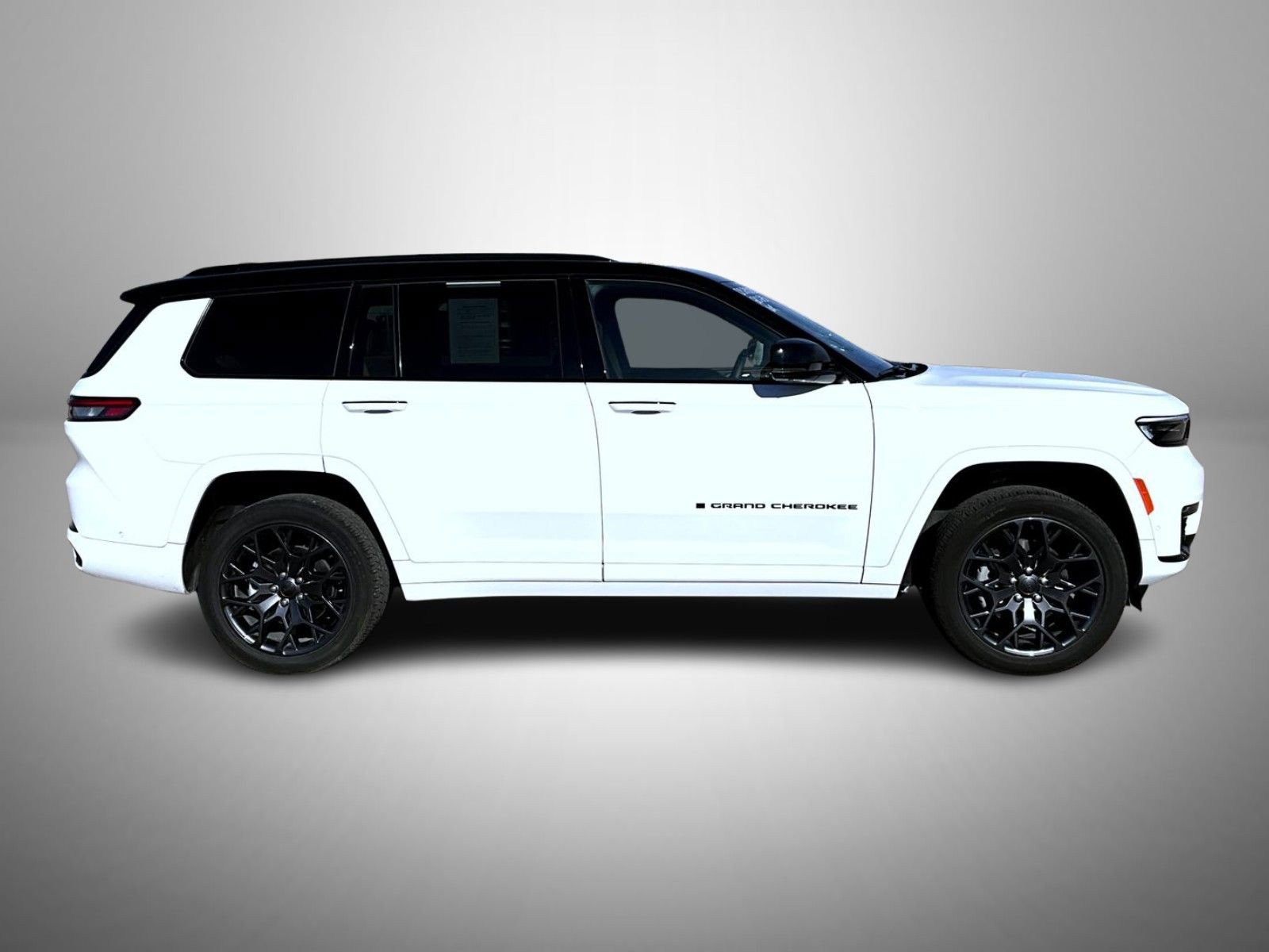 Certified 2025 Jeep Grand Cherokee L Summit w/ Obsidian Package image 4