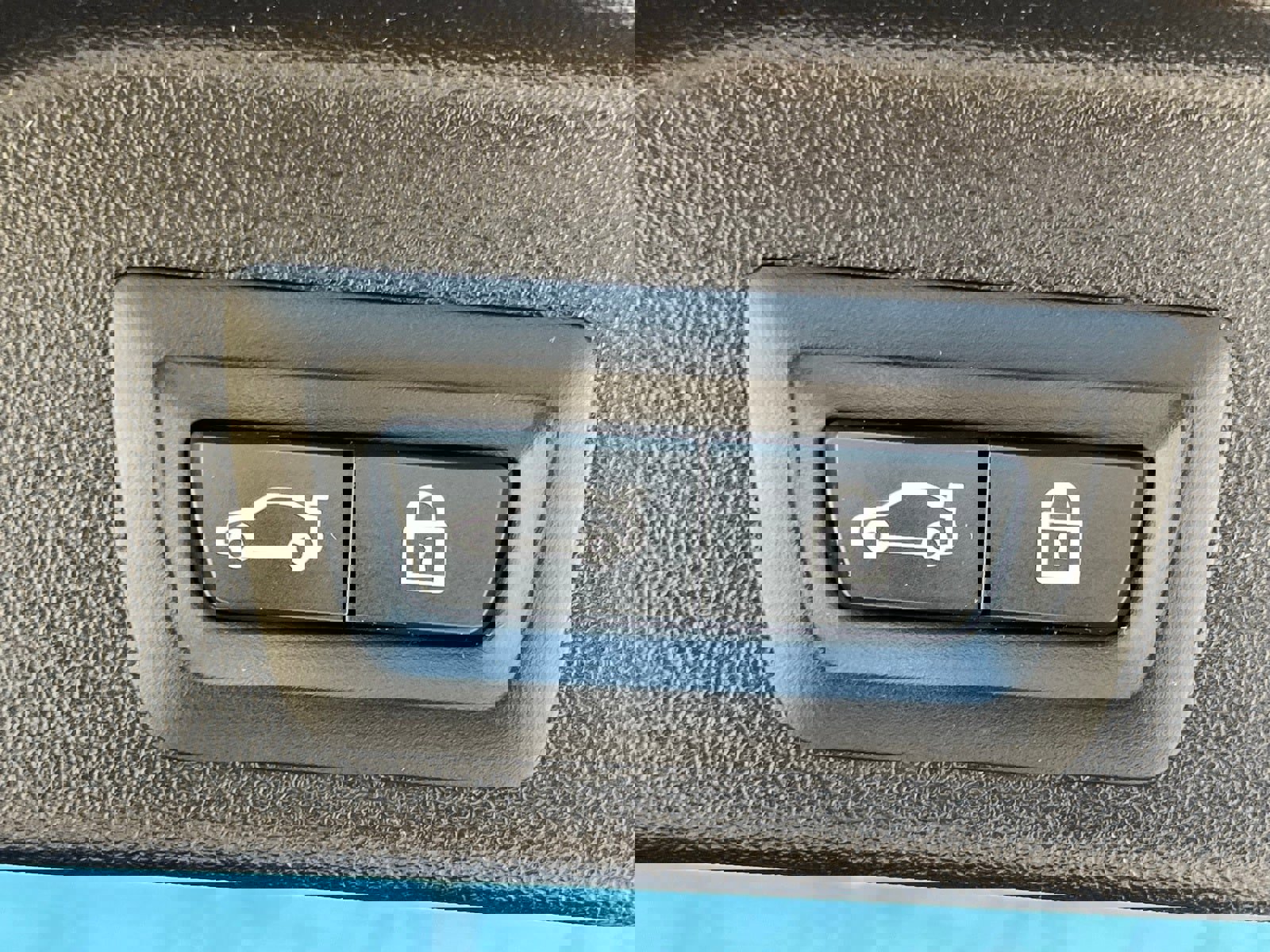 Used 2020 BMW X5 xDrive40i w/ Premium Package image 18