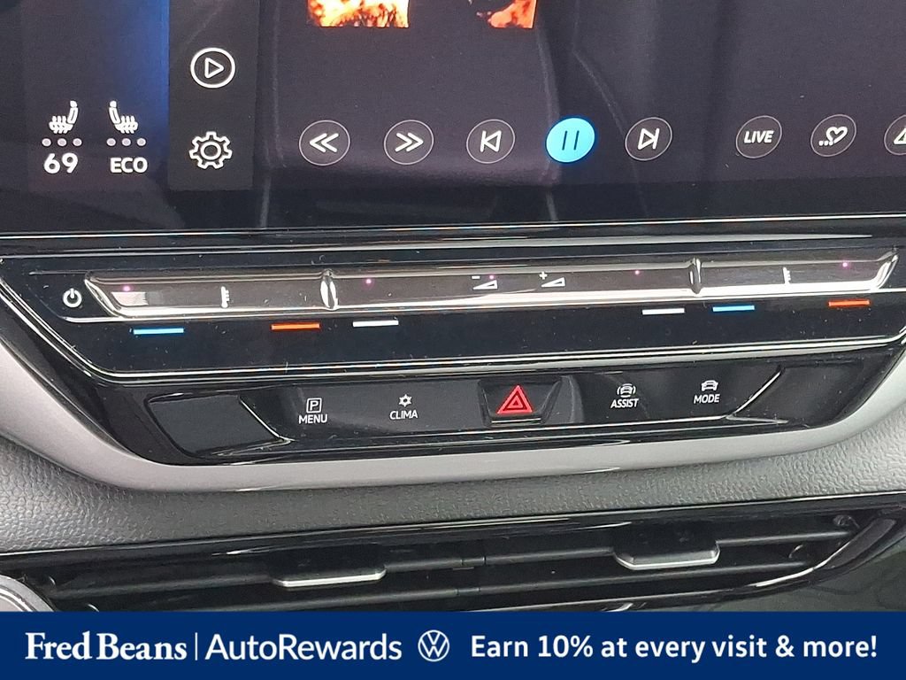 Certified 2023 Volkswagen ID.4 Pro S AWD/4WD image 22