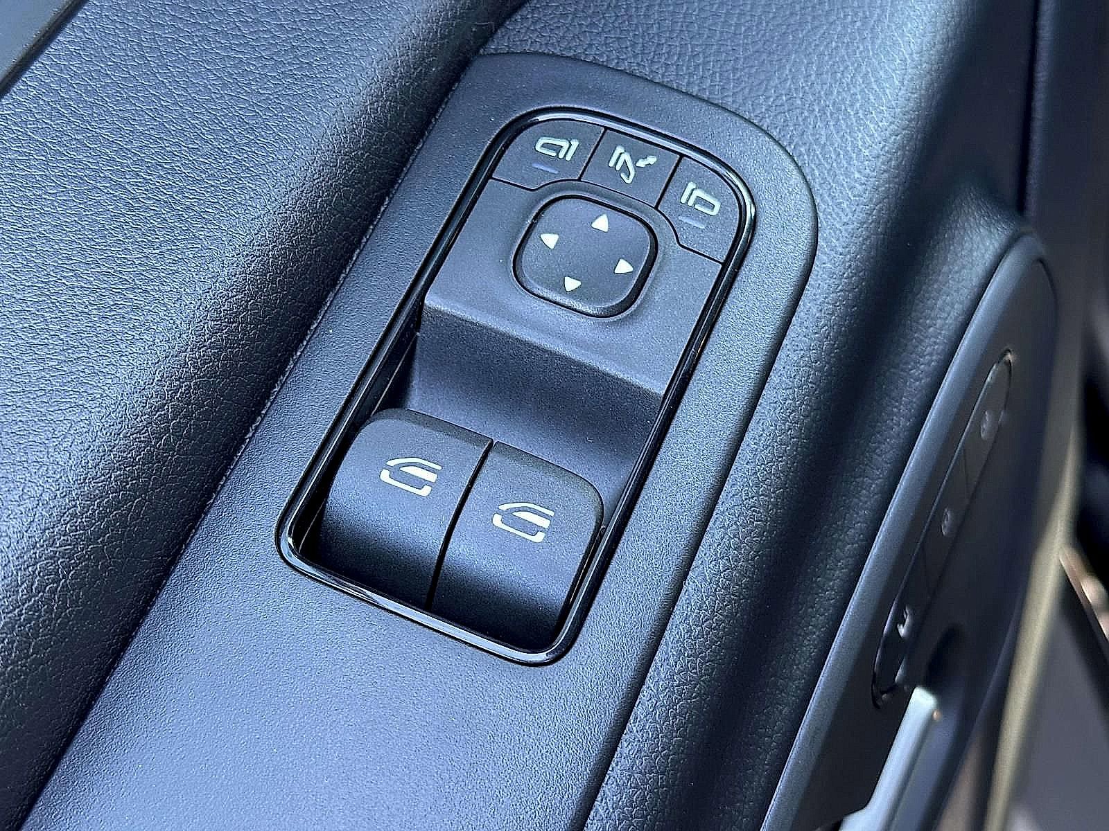 New 2026 Mercedes-Benz Sprinter 2500 image 13