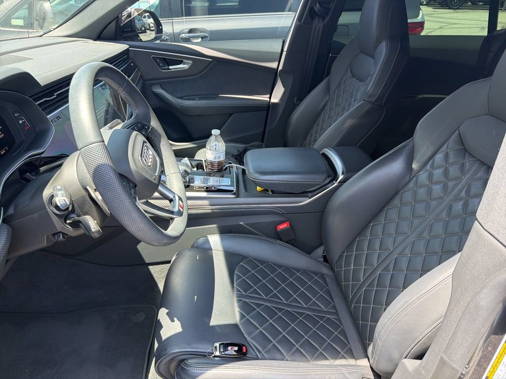 Used 2025 Audi SQ8 Premium Plus AWD/4WD image 3