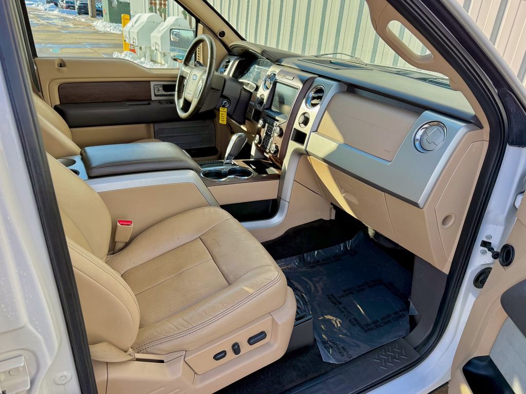 Used 2014 Ford F150 Lariat w/ Lariat Chrome Package image 17