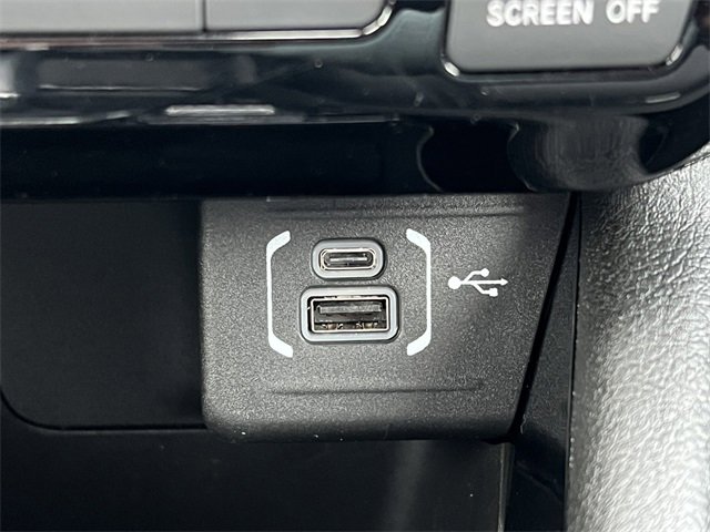 New 2025 Jeep Compass Limited image 24