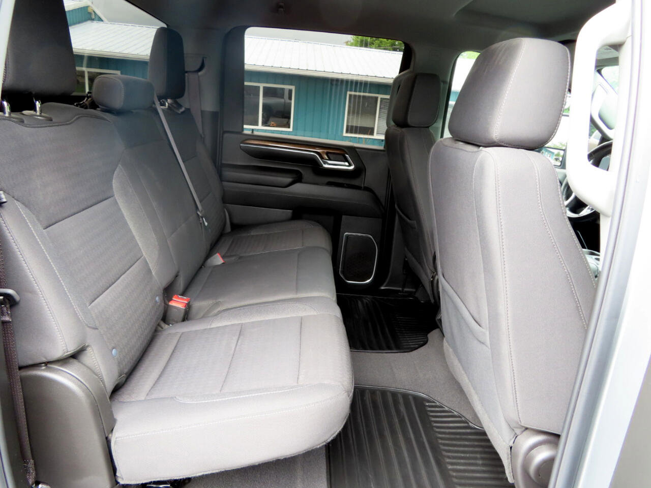 Used 2024 Chevrolet Silverado 2500 LT image 44