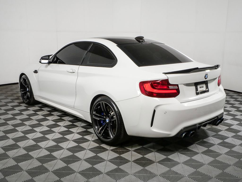 Used 2017 BMW M2 image 3