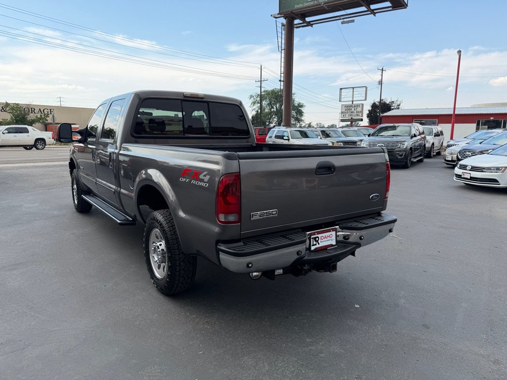 Used 2007 Ford F250 4x4 Crew Cab Super Duty image 4
