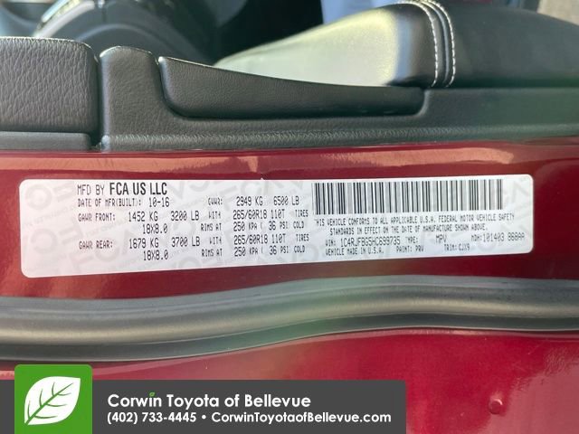 Used 2017 Jeep Grand Cherokee Limited image 7