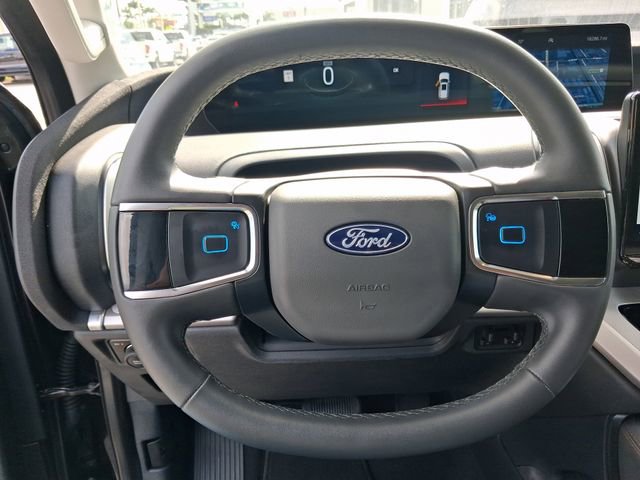 Used 2025 Ford Expedition Active image 15