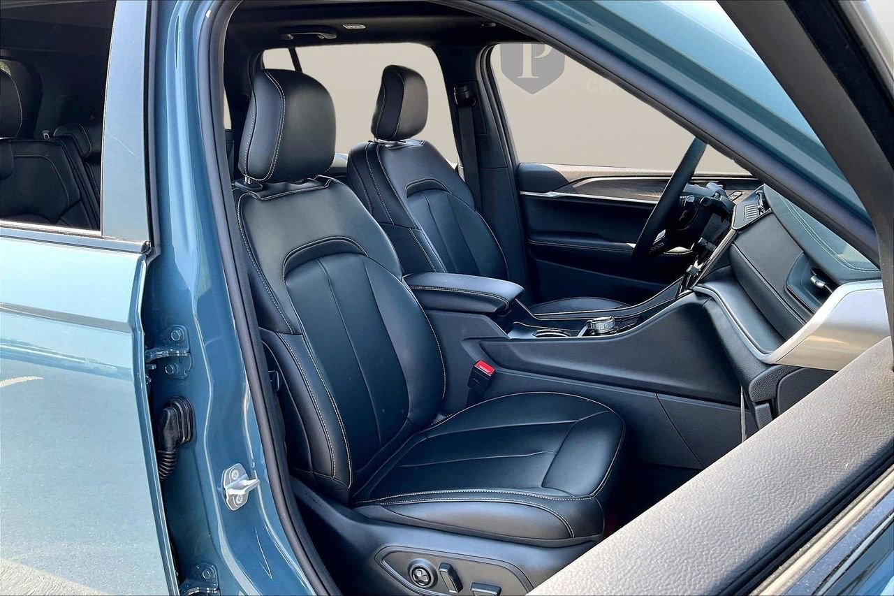 New 2026 Jeep Grand Cherokee Limited image 24