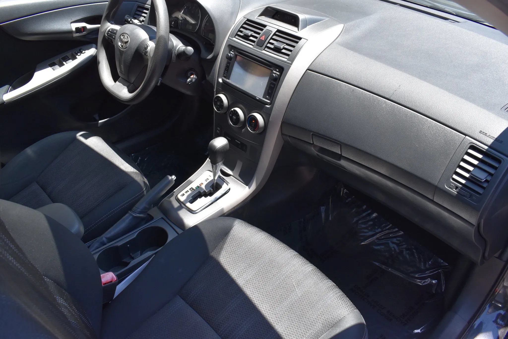 Used 2013 Toyota Corolla S w/ Premium Pkg FWD image 11