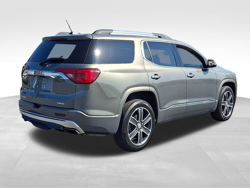 Used 2018 GMC Acadia Denali w/ Technology Package AWD/4WD image 6