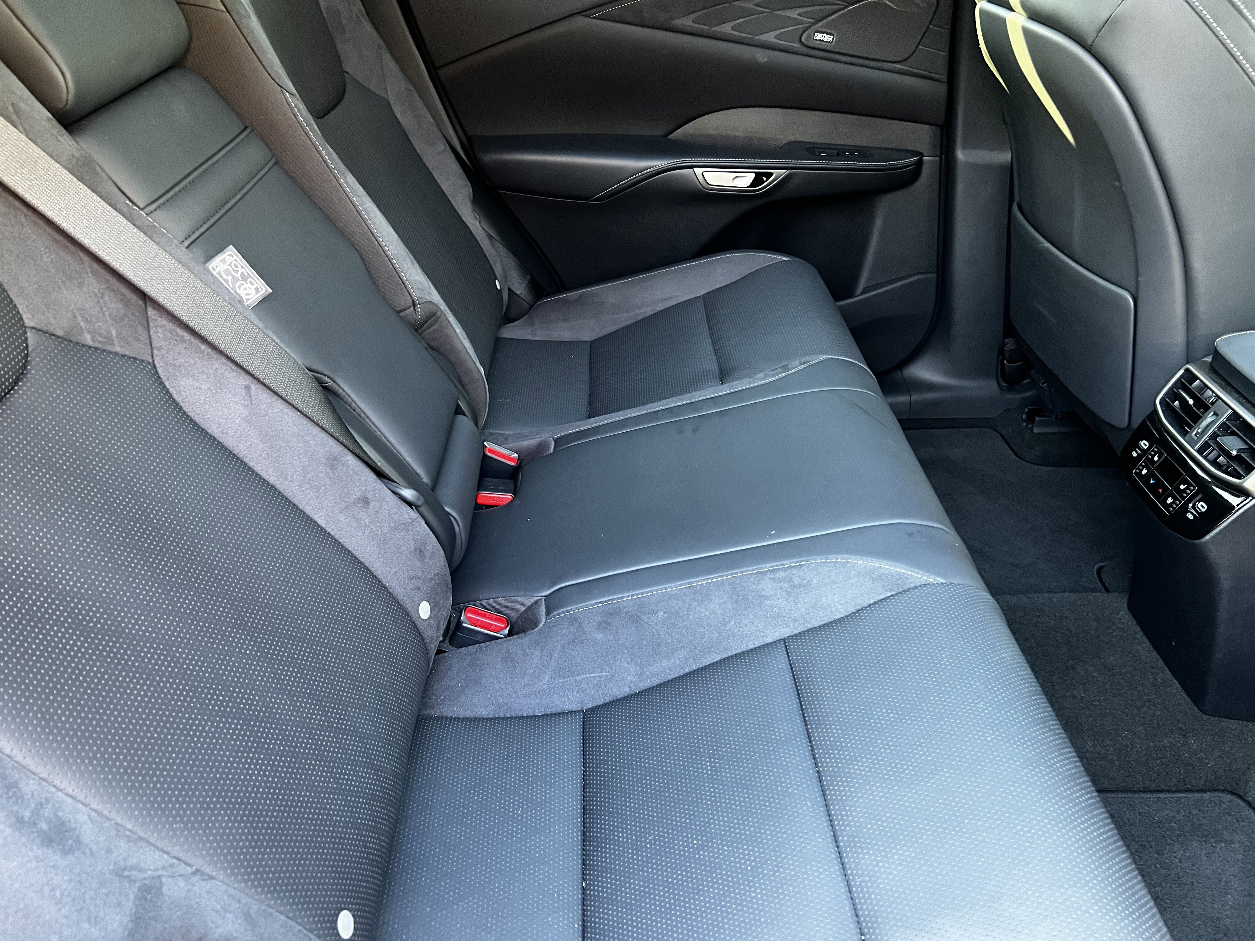 Used 2024 Lexus RX 350 FWD image 45