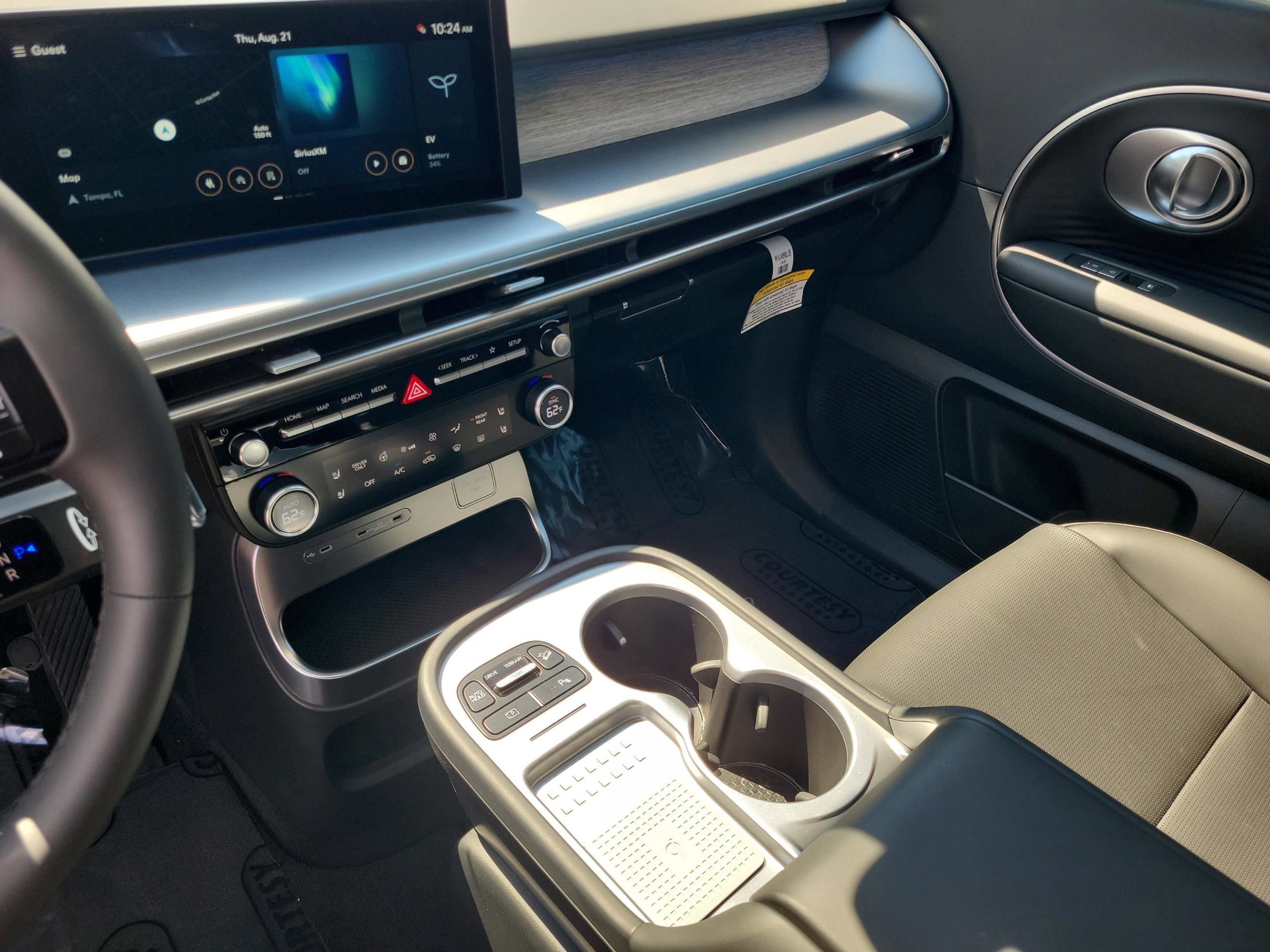 New 2026 Hyundai Ioniq 9 SEL image 35