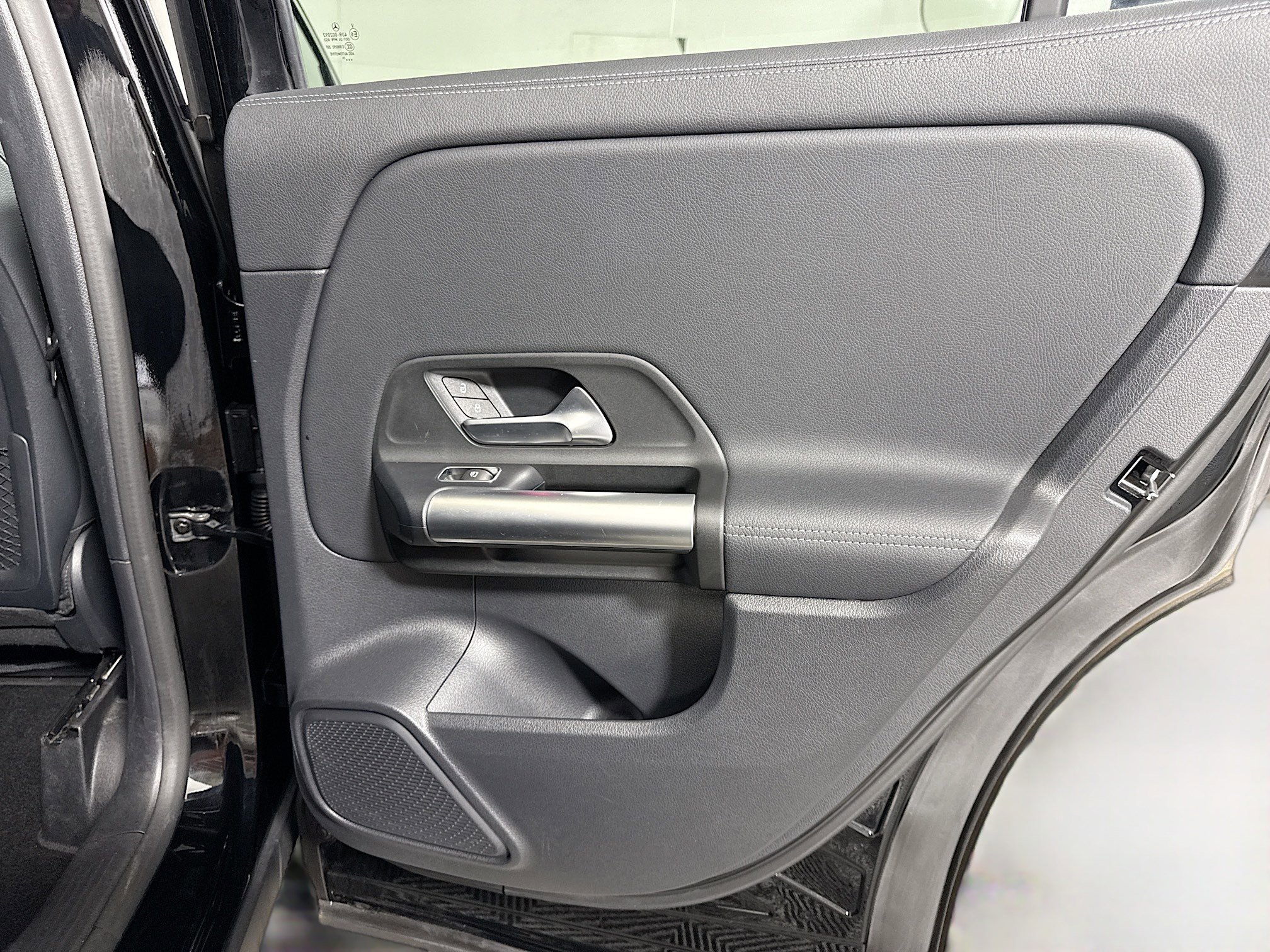 Used 2025 Mercedes-Benz GLA 250 image 28