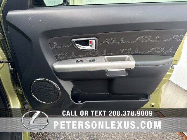 Used 2012 Kia Soul + image 11