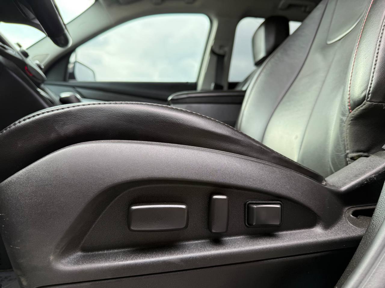 Used 2017 GMC Terrain SLT w/ Open Road Package image 36