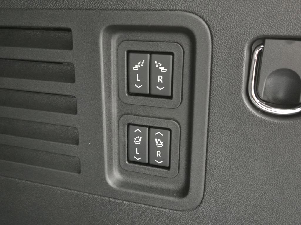 New 2026 Buick Enclave Preferred w/ Power Package image 15