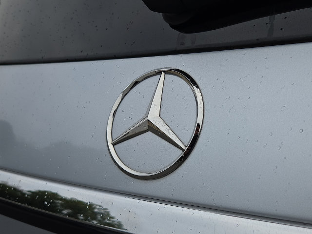 Used 2024 Mercedes-Benz GLC 300 4MATIC w/ Advanced USB Package image 30