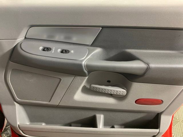 Used 2007 Dodge Ram 1500 Truck SLT image 27