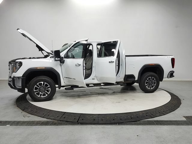 Used 2025 GMC Sierra 2500 SLT w/ SLT Convenience Package AWD/4WD image 12