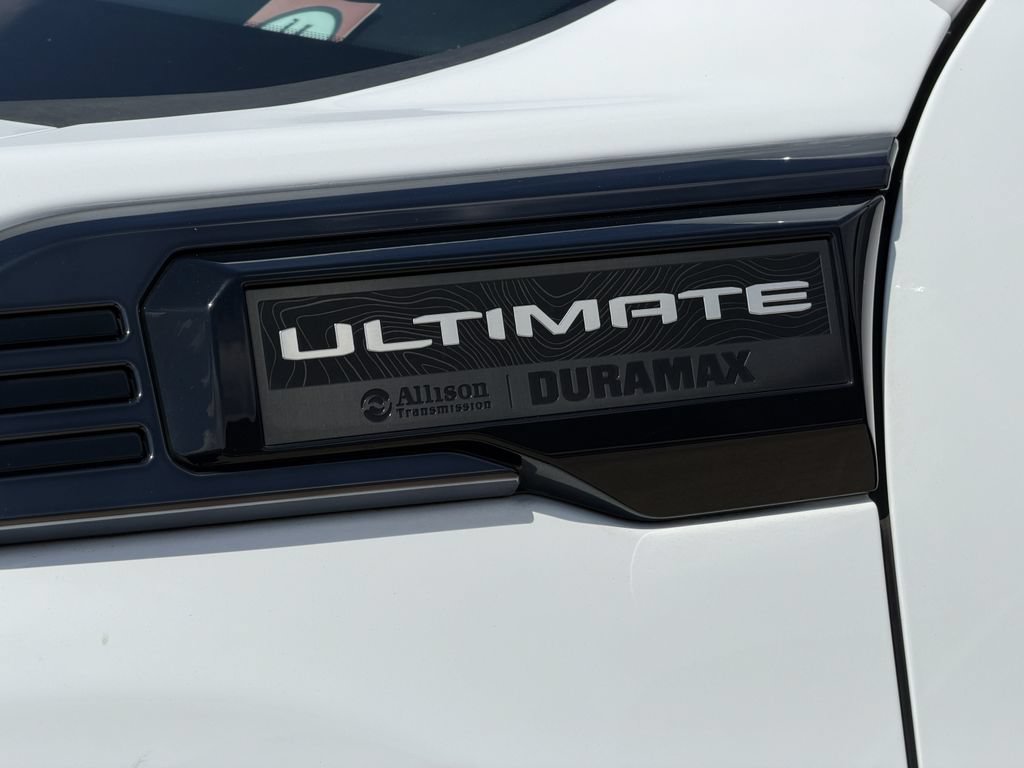 Used 2024 GMC Sierra 2500 Denali Ultimate AWD/4WD image 10
