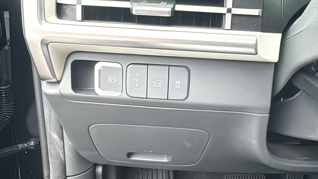 Used 2026 Hyundai Santa Fe SE AWD/4WD image 15
