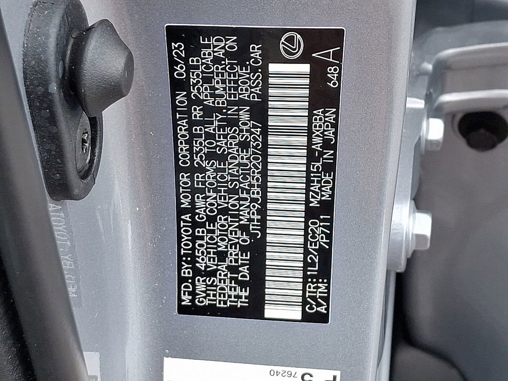 Used 2024 Lexus UX 250h AWD w/ Premium Package image 27