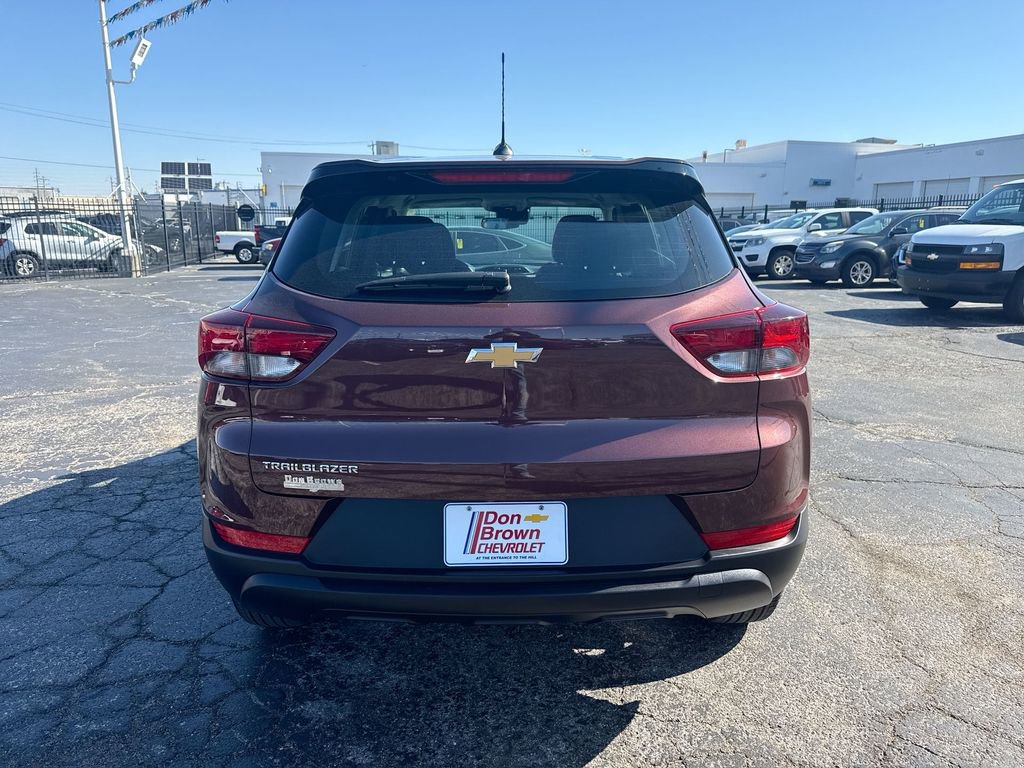 Used 2023 Chevrolet TrailBlazer LS image 25