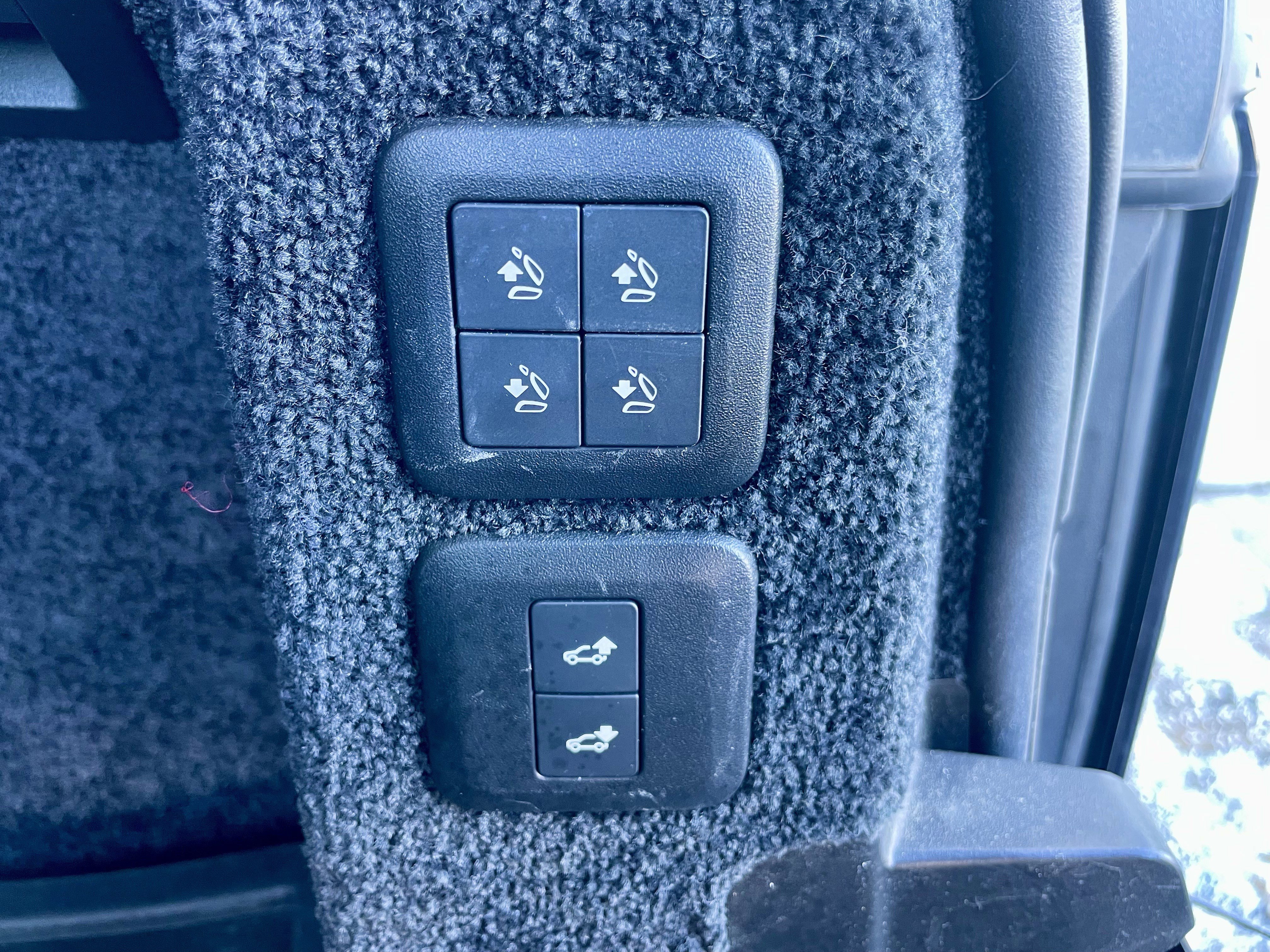 Used 2020 Land Rover Range Rover Long Wheelbase HSE image 37