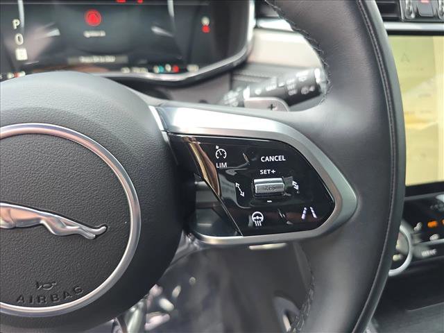 Certified 2025 Jaguar F-PACE R-Dynamic S image 19