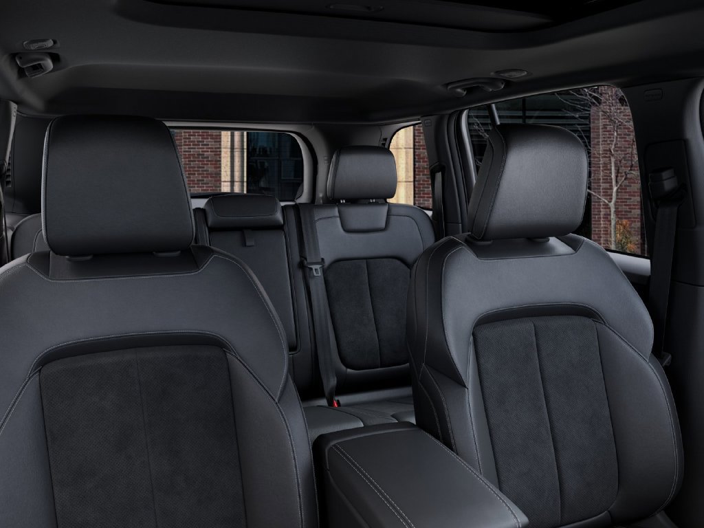 New 2026 Jeep Grand Cherokee Altitude AWD/4WD image 26