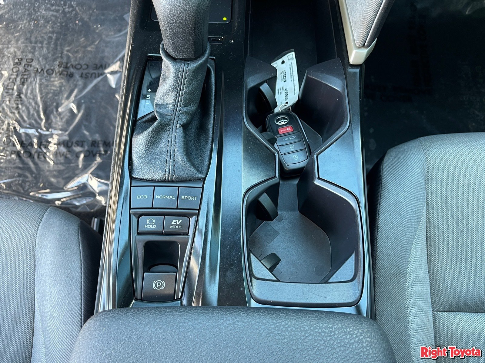 Certified 2025 Toyota Camry LE FWD image 31